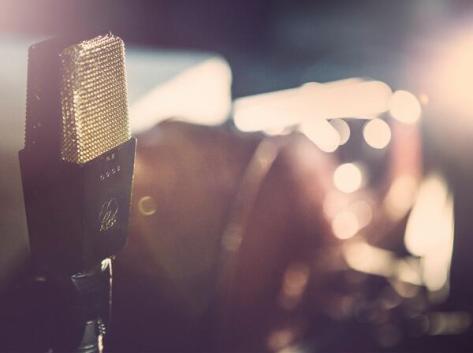 Final preparations for a night of live performance, music and fashion – Burberry celebrates London in Shanghai -Executive Salad