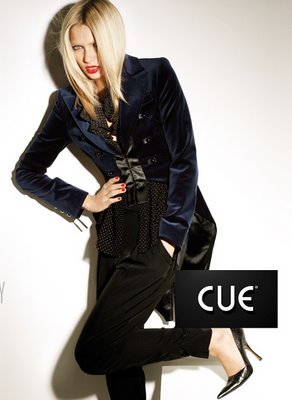 Cue Clothing Co. - Executive Salad