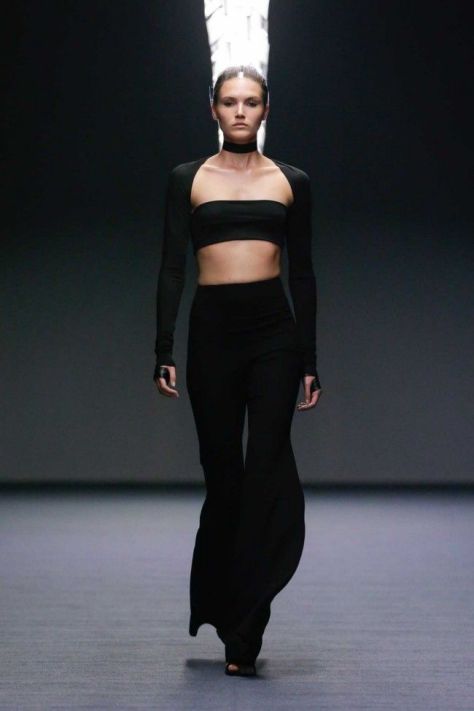 Carla Zampatti Ready-To-Wear SS 2014-2015 - Executive Salad